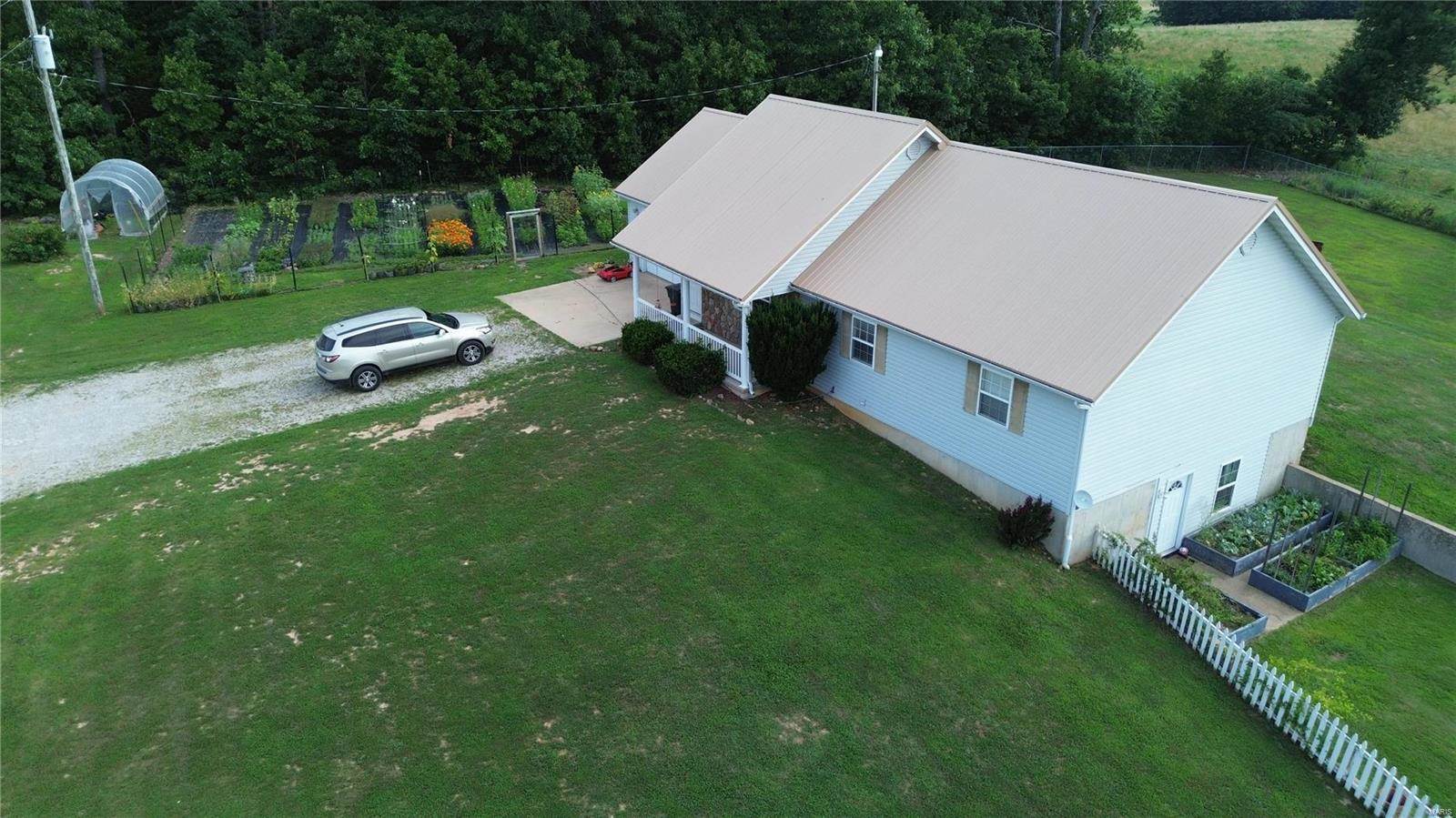 13996 Sherwood Lane, Plato, MO 65552