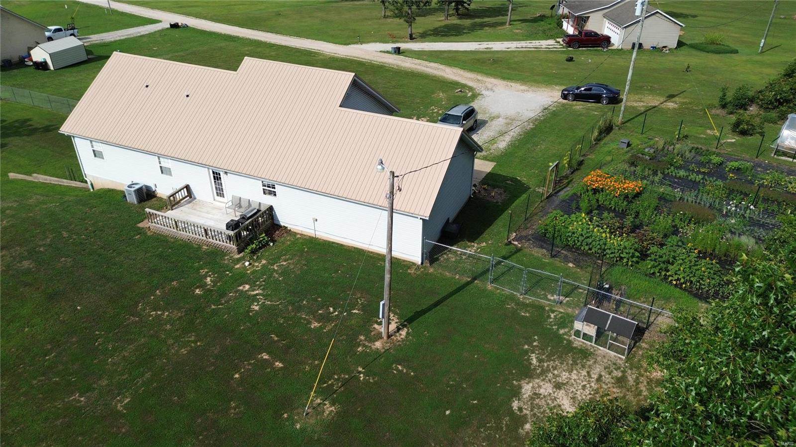 13996 Sherwood Lane, Plato, MO 65552