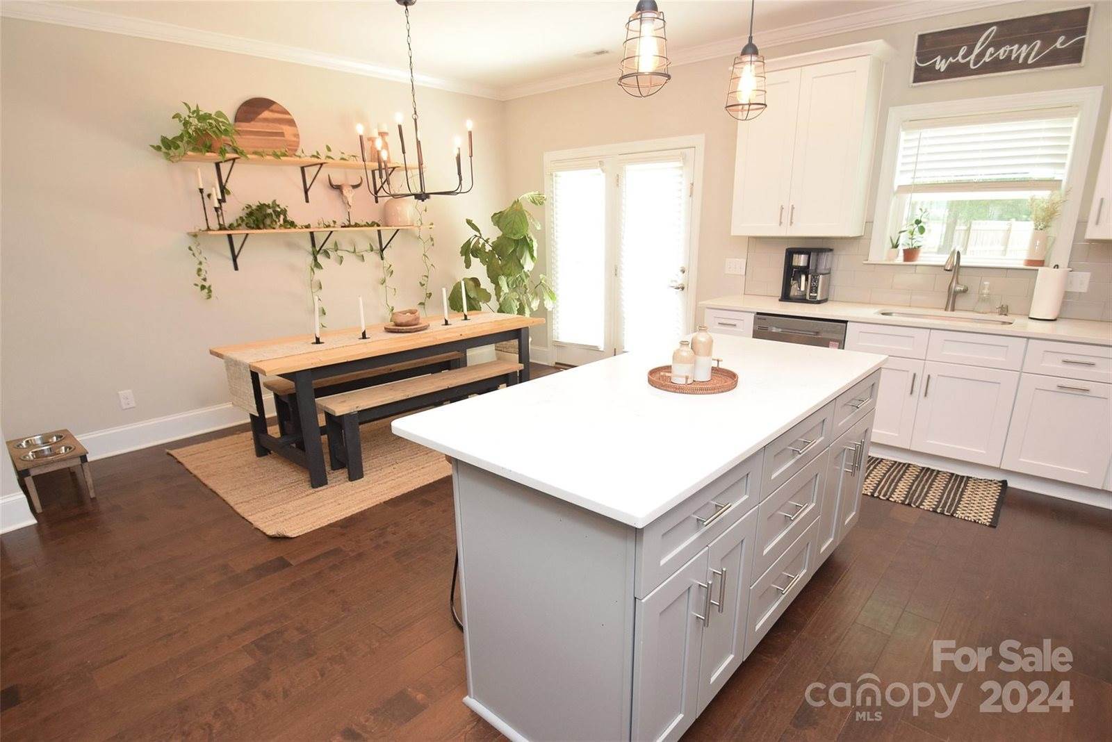 6916 The Plaza Road, Charlotte, NC 28215