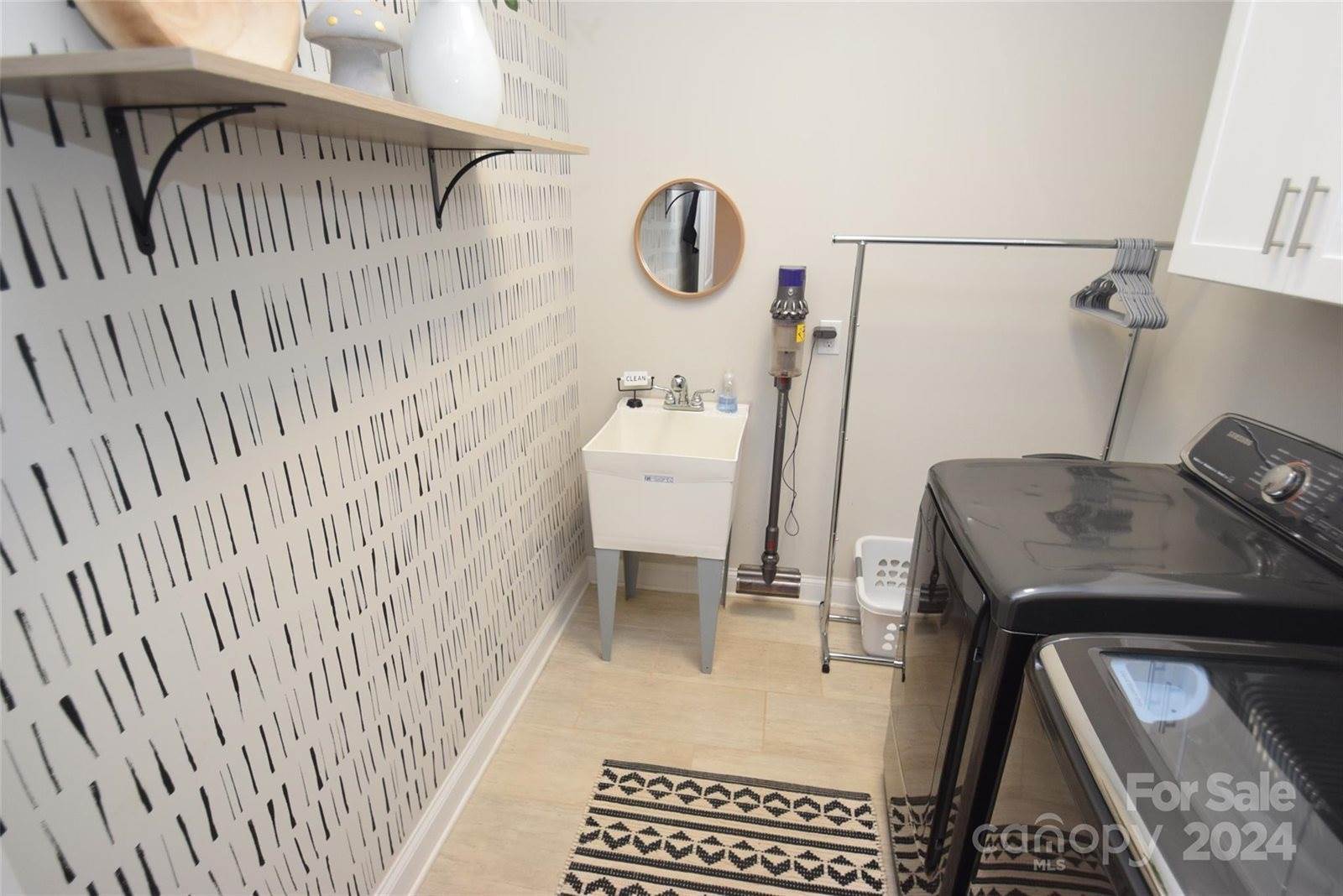 6916 The Plaza Road, Charlotte, NC 28215