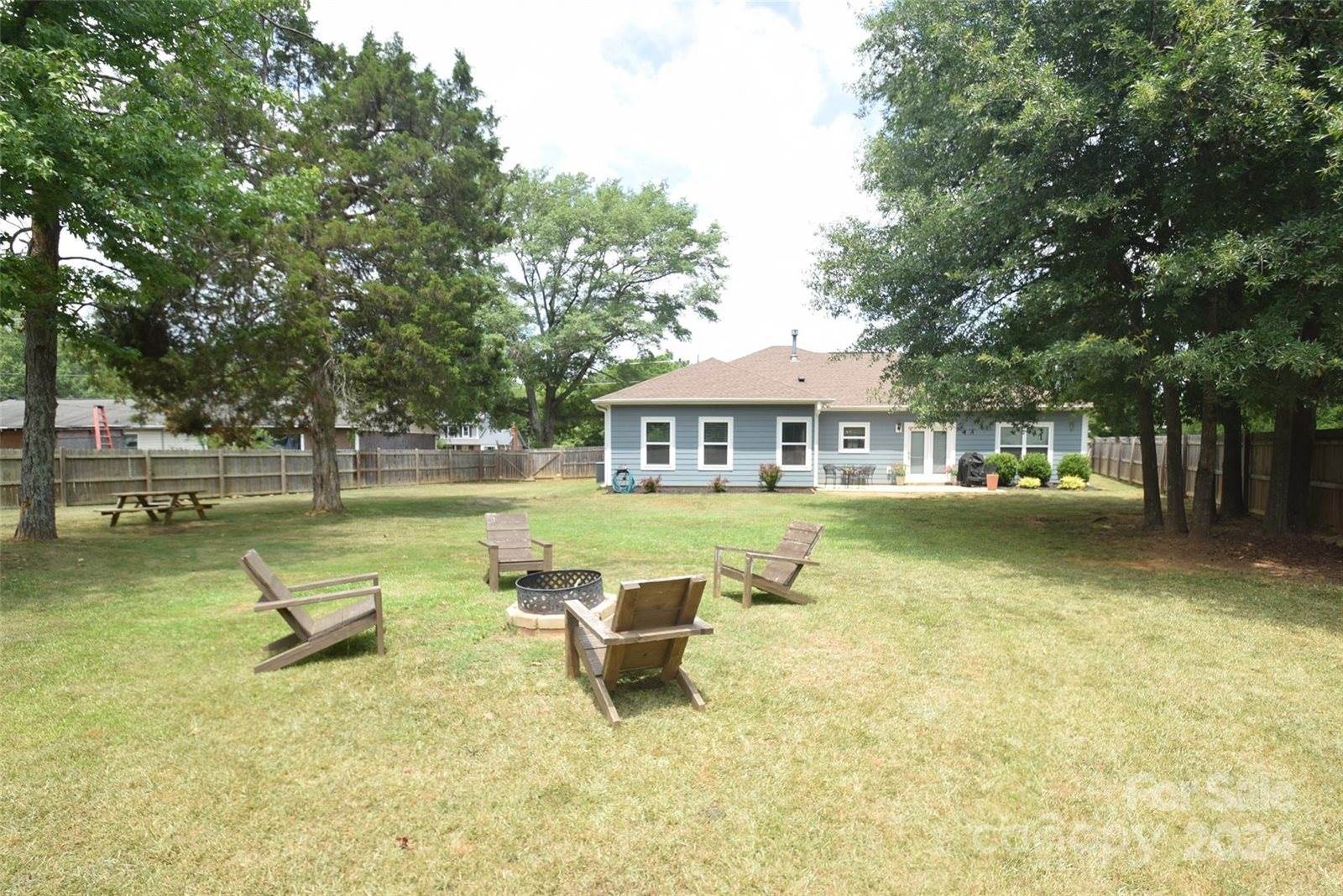 6916 The Plaza Road, Charlotte, NC 28215