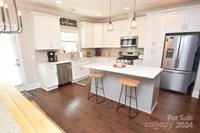 6916 The Plaza Road, Charlotte, NC 28215