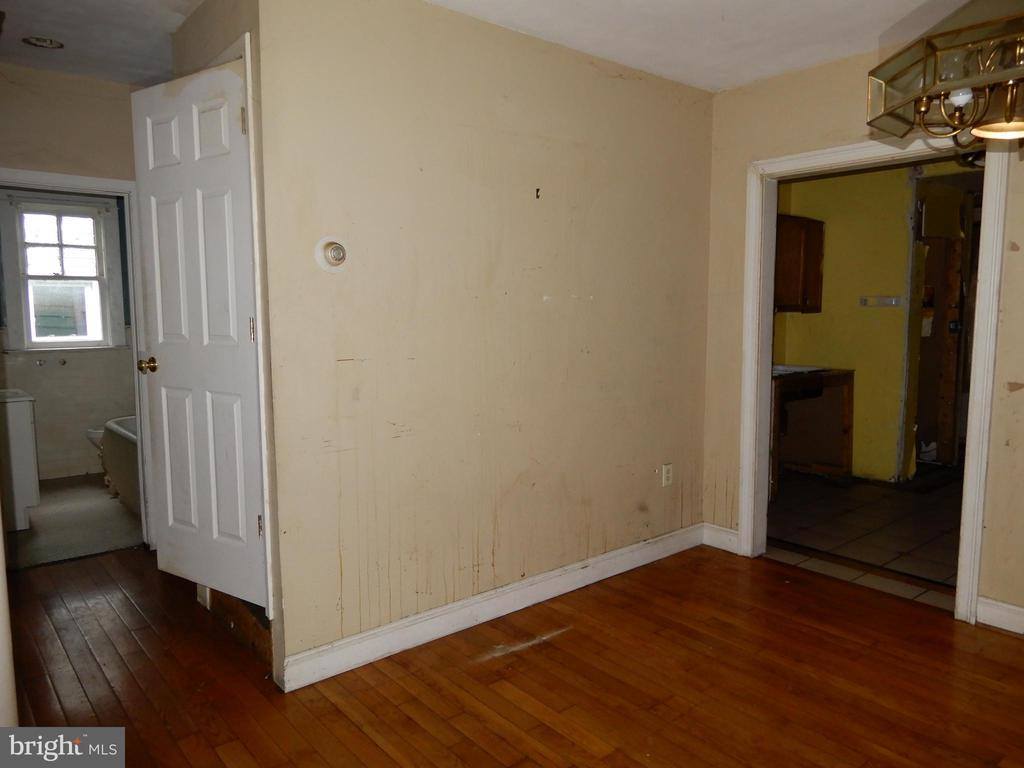 5406 Illinois Avenue NW, Washington, DC 20011