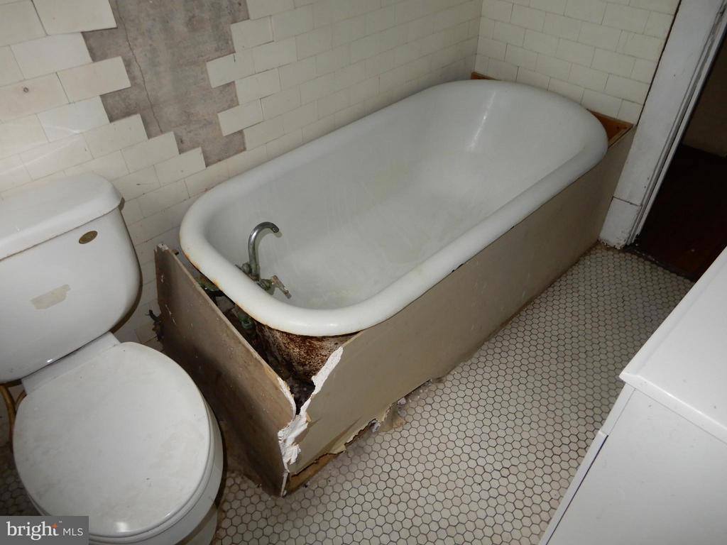 5406 Illinois Avenue NW, Washington, DC 20011