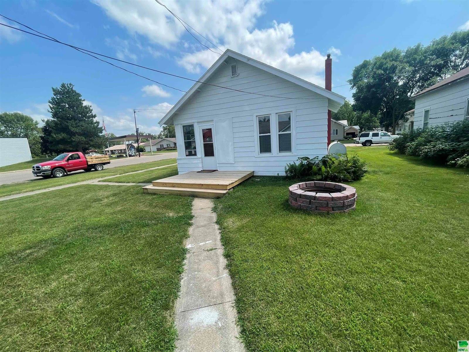 409 E Main St, Anthon, IA 51004