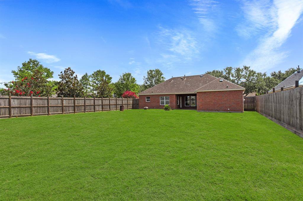 9210 Kostelnik Street, Needville, TX 77461