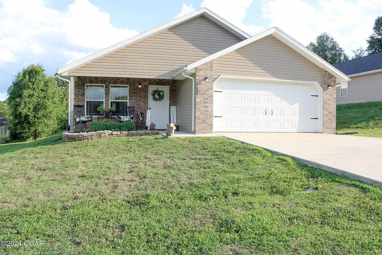 1621 Ridgewood Road, Neosho, MO 64850