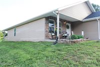 1621 Ridgewood Road, Neosho, MO 64850