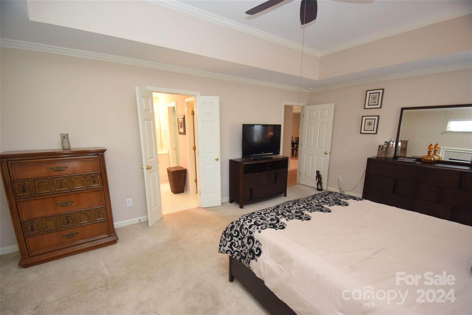 6929 Plough Drive, Charlotte, NC 28227