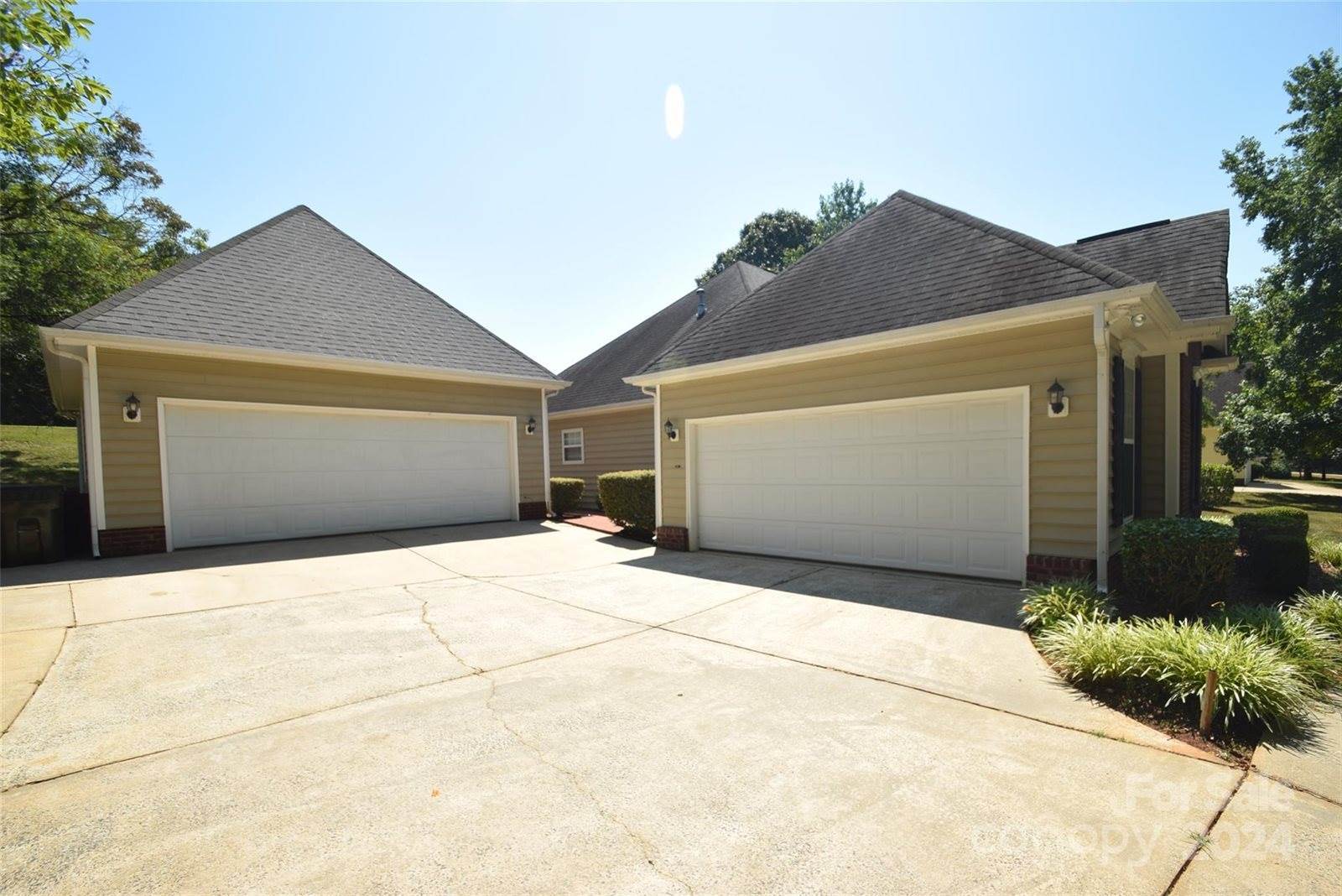 6929 Plough Drive, Charlotte, NC 28227