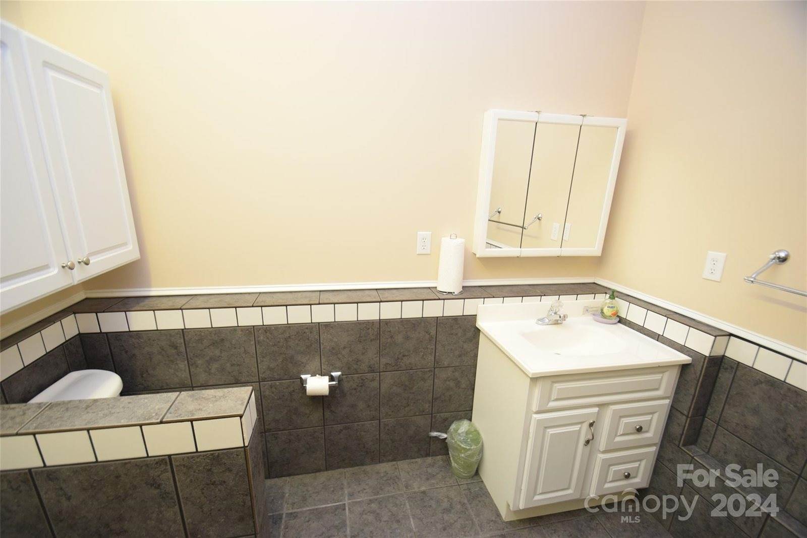 6929 Plough Drive, Charlotte, NC 28227