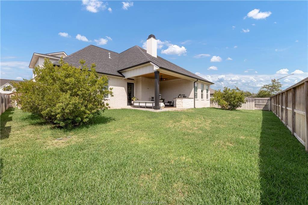 1721 Blanco Bend Drive, College Station, TX 77845