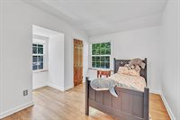 4334 North Ardmore Ave, Shorewood, WI 53211