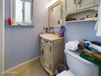 18 Snowdrift Lane, Howell, NJ 07731