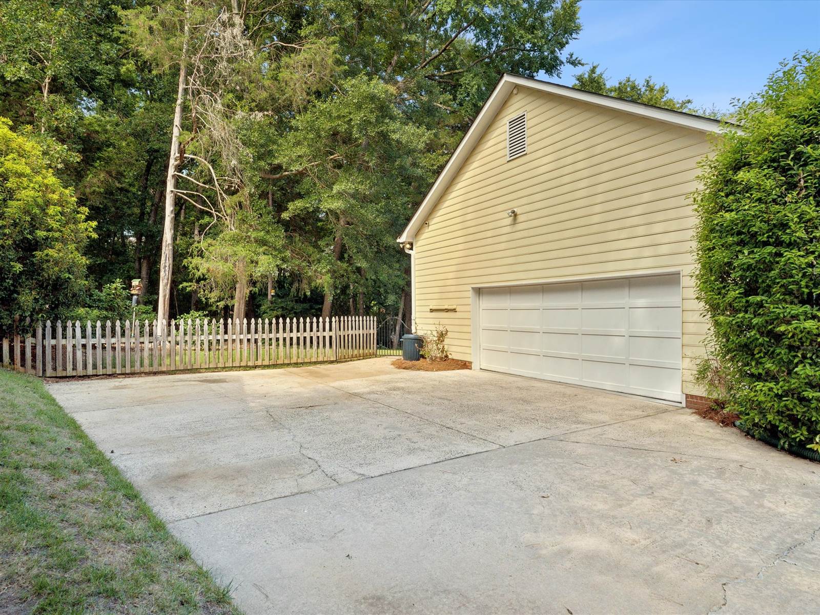 5332 Hillingdon Road, Charlotte, NC 28226