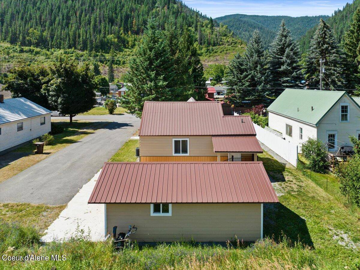 126 Idaho Ave, Osburn, ID 83849