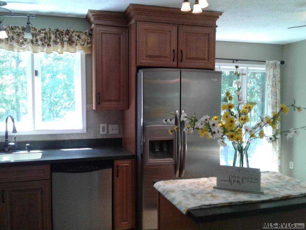 100 Jamestown Lane, Bracey, VA 23919