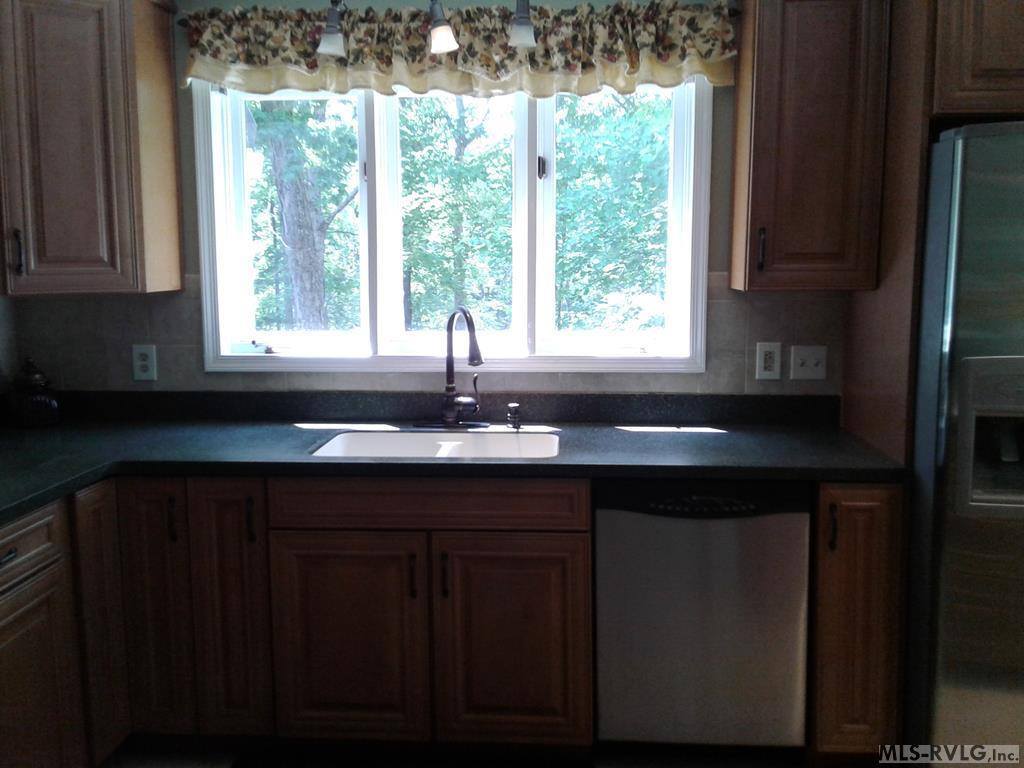 100 Jamestown Lane, Bracey, VA 23919