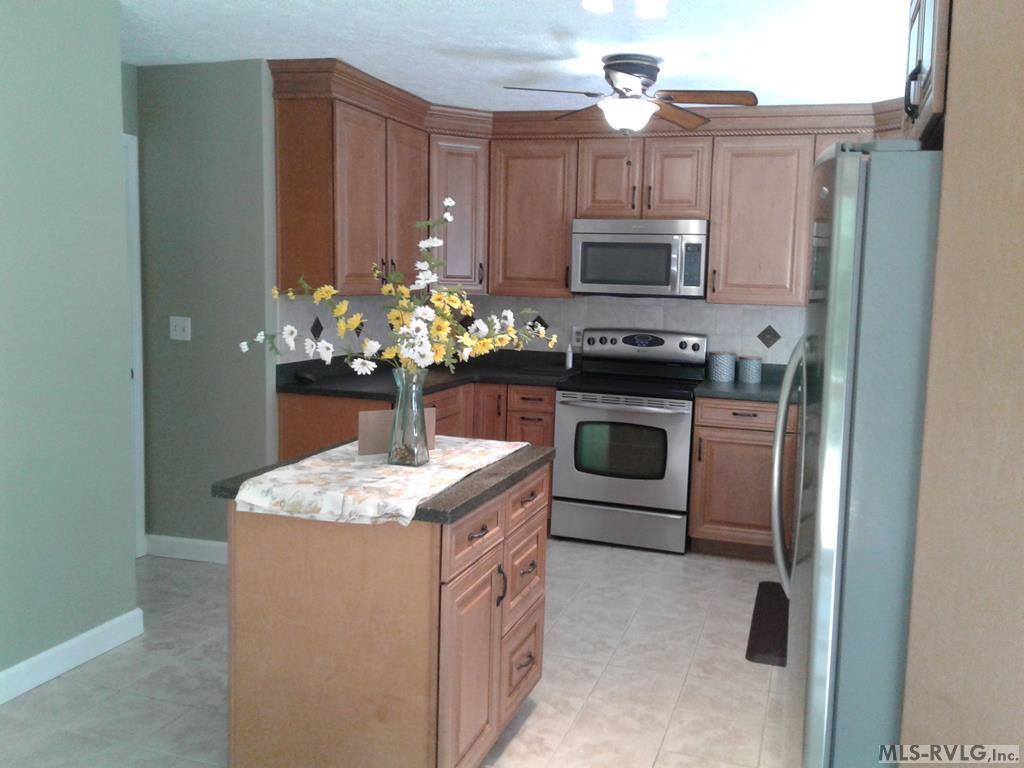 100 Jamestown Lane, Bracey, VA 23919