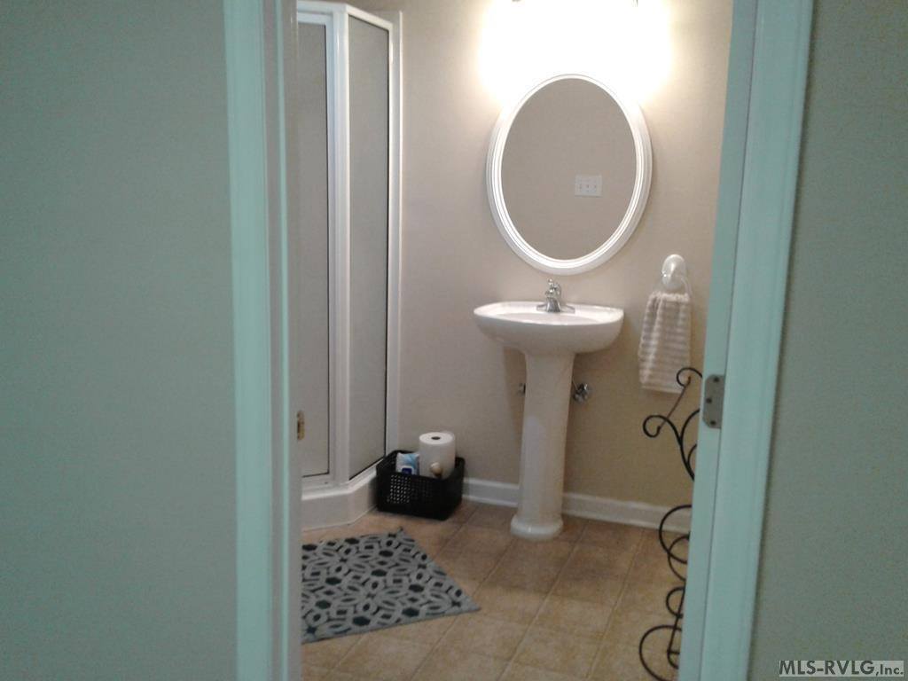 100 Jamestown Lane, Bracey, VA 23919