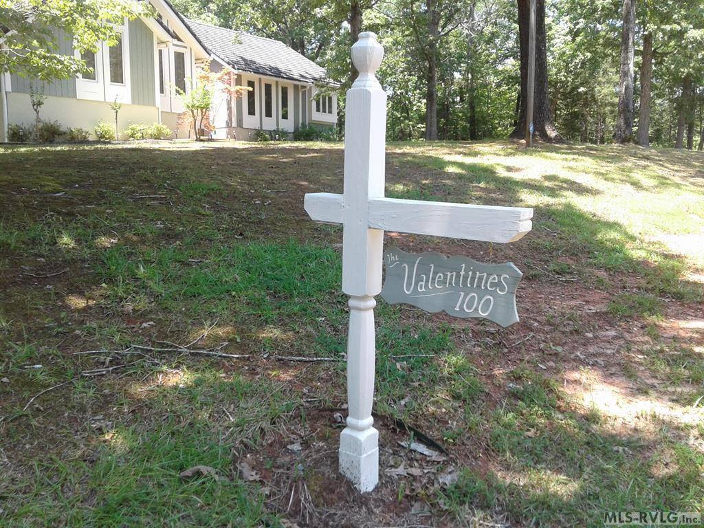 100 Jamestown Lane, Bracey, VA 23919