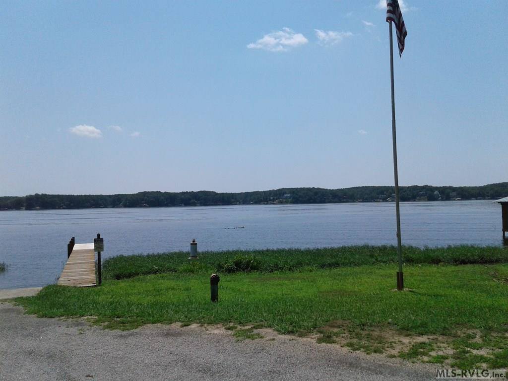 100 Jamestown Lane, Bracey, VA 23919