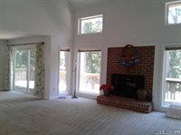 100 Jamestown Lane, Bracey, VA 23919