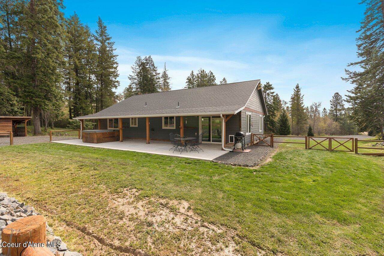 17592 South Graysons Way, Coeur d'Alene, ID 83814