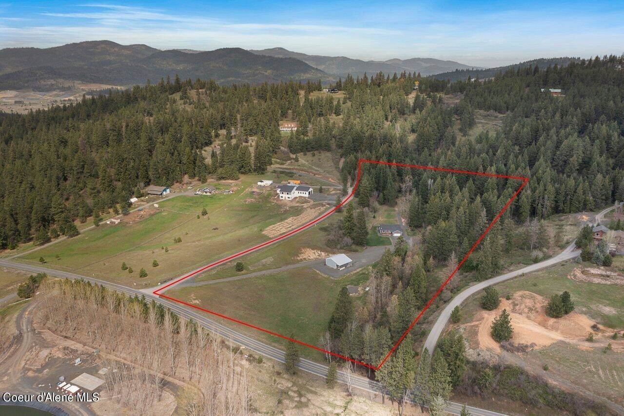 17592 South Graysons Way, Coeur d'Alene, ID 83814