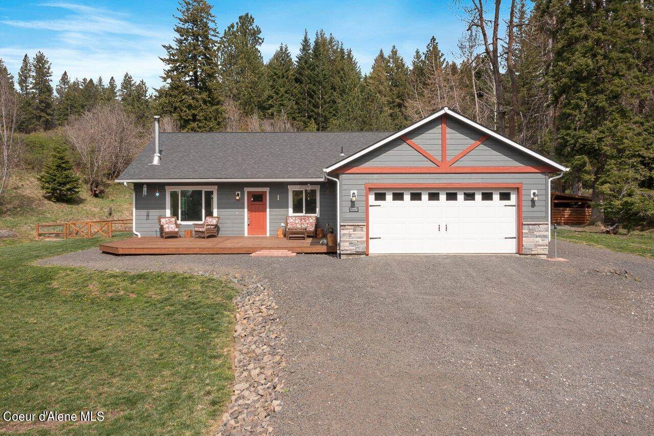 17592 South Graysons Way, Coeur d'Alene, ID 83814