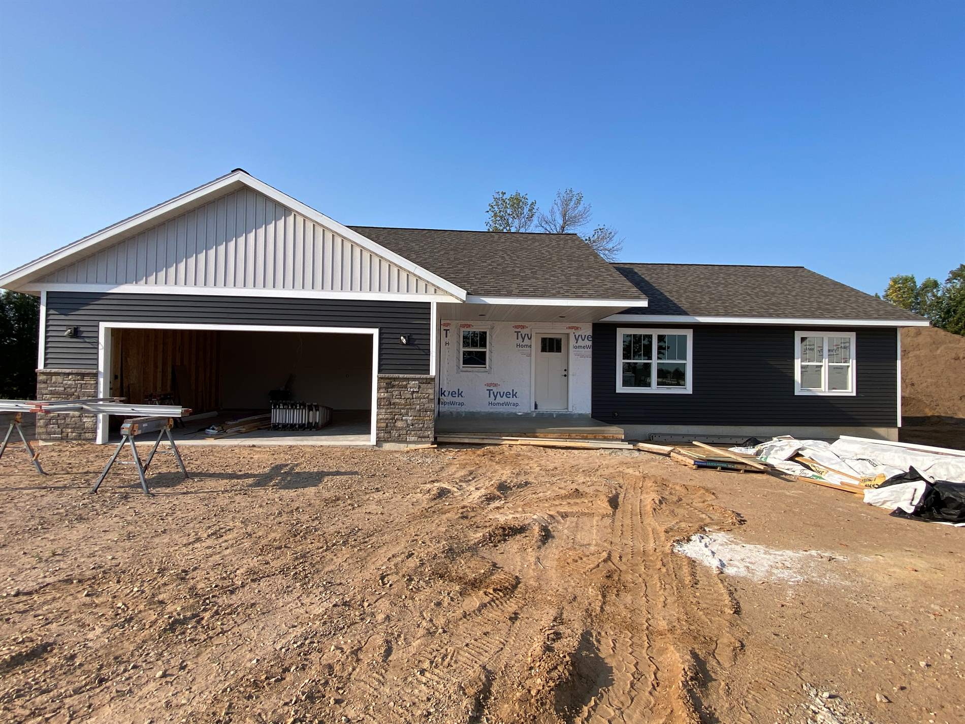 744 Red Sunset Court, Plover, WI 54467