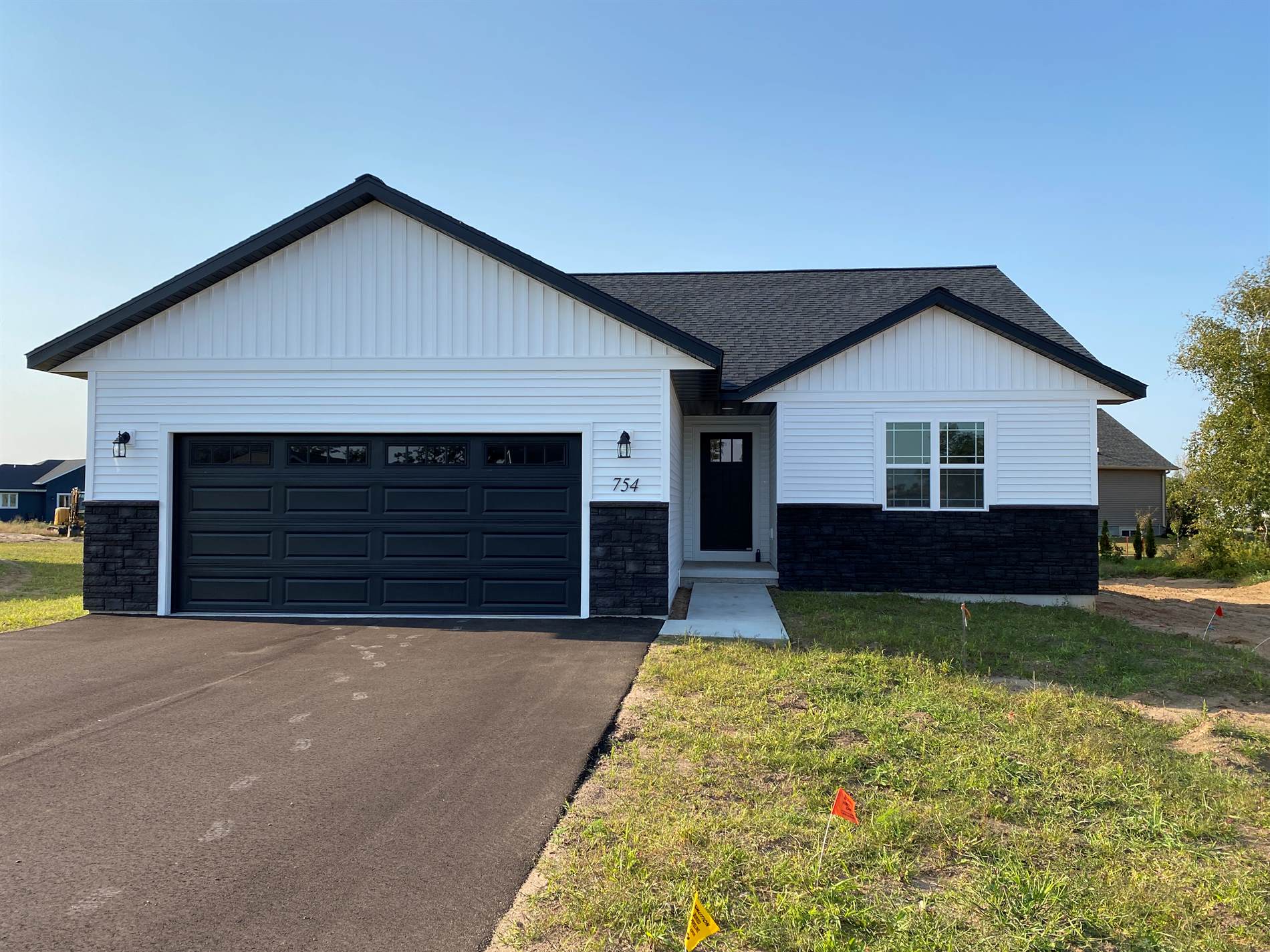 754 Red Sunset Court, Plover, WI 54467