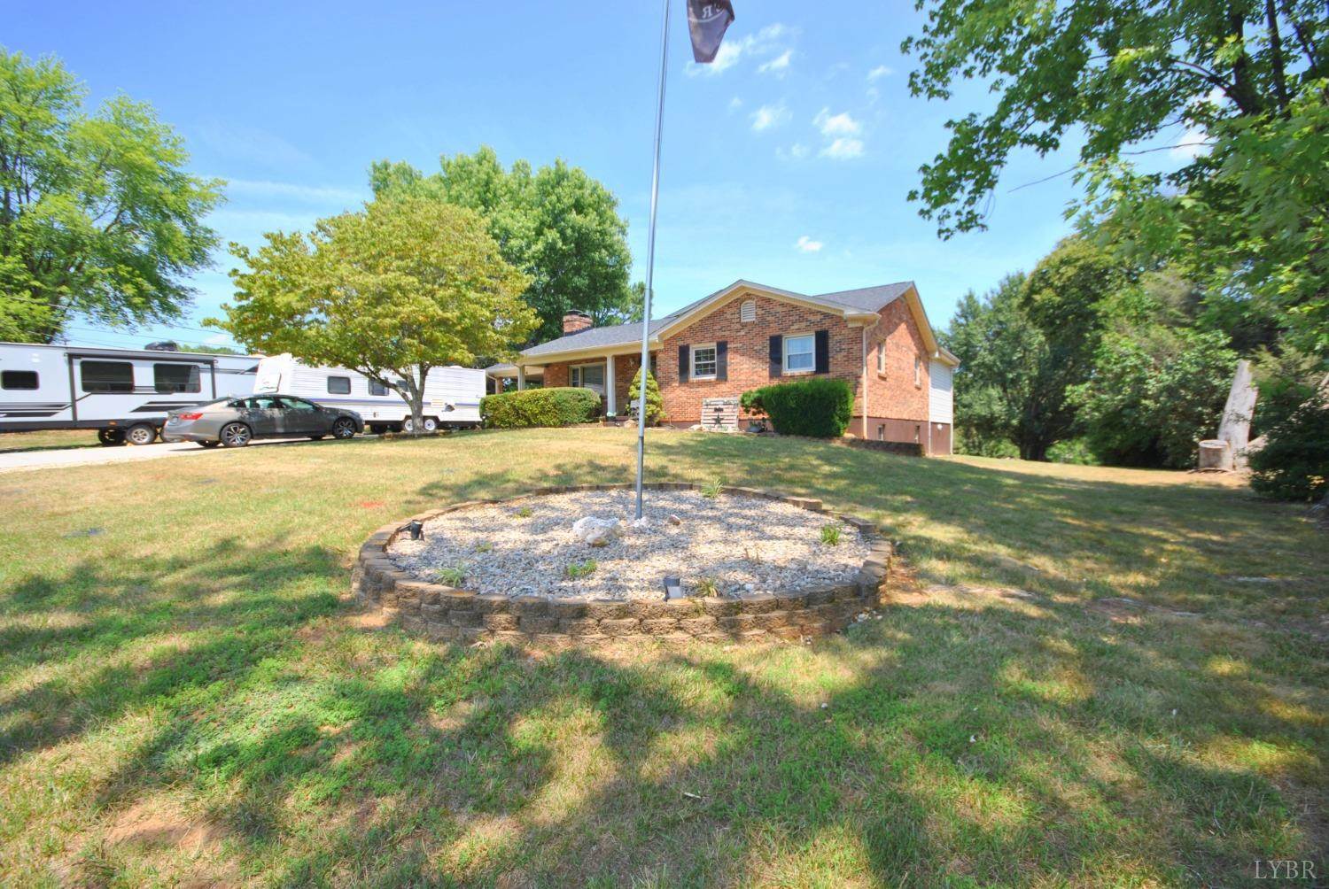 109 Crestview Drive, Rustburg, VA 24588