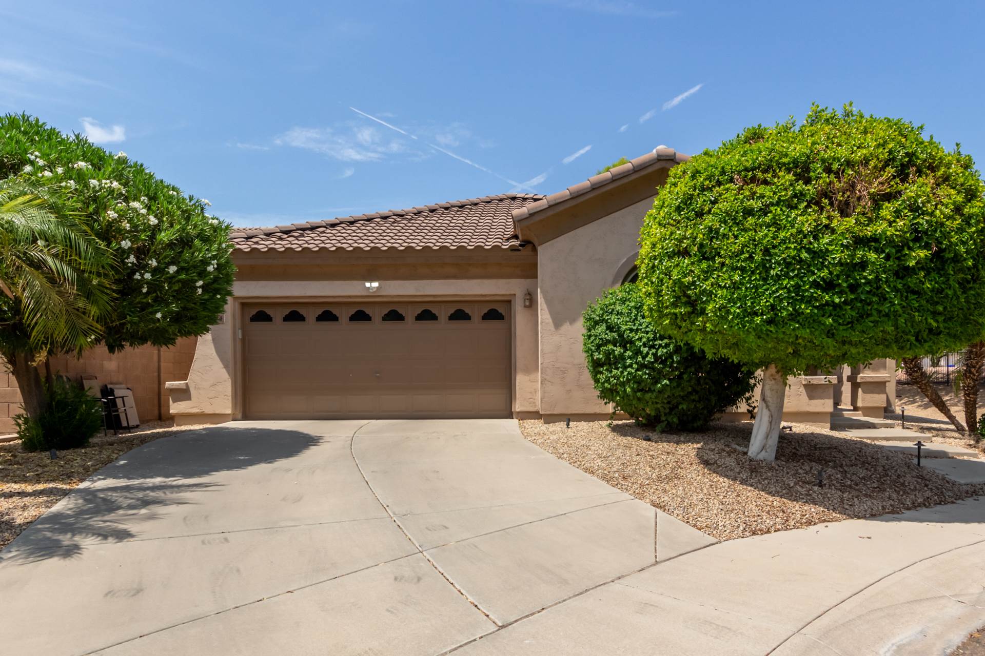 2074 E Hulet Pl, Chandler, AZ 85225