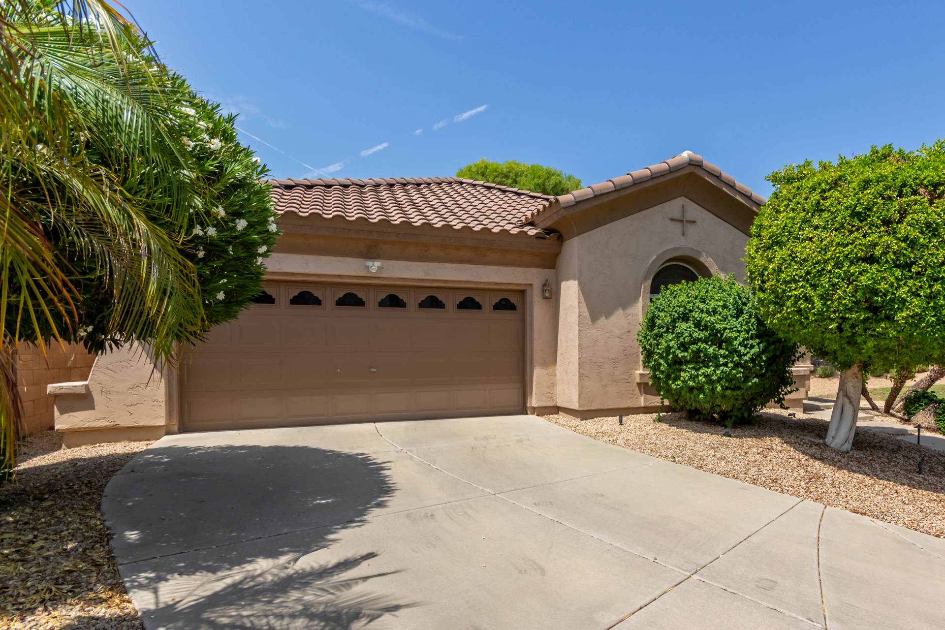 2074 E Hulet Pl, Chandler, AZ 85225