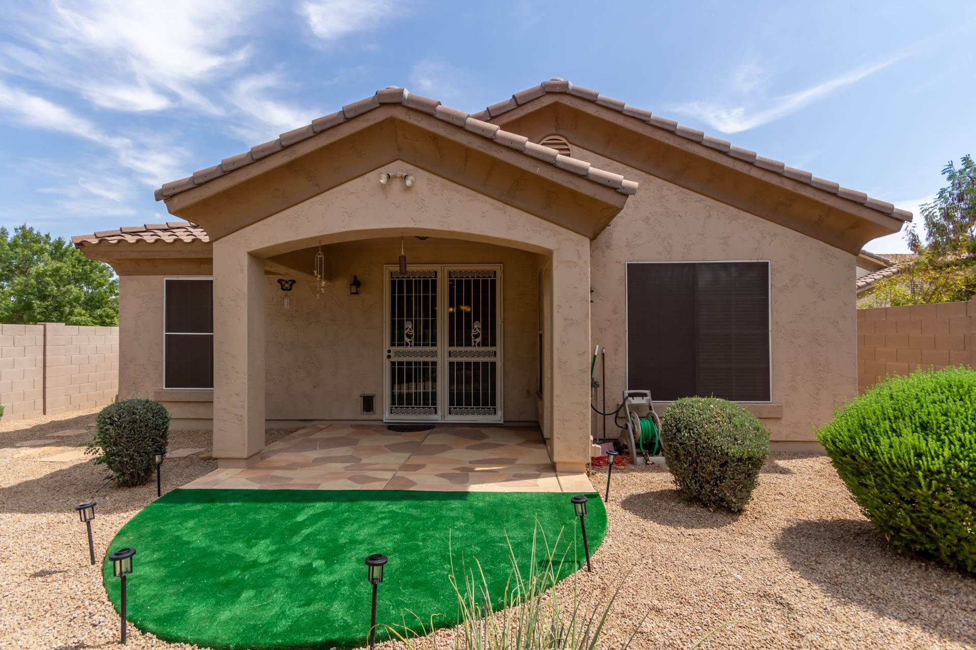 2074 E Hulet Pl, Chandler, AZ 85225