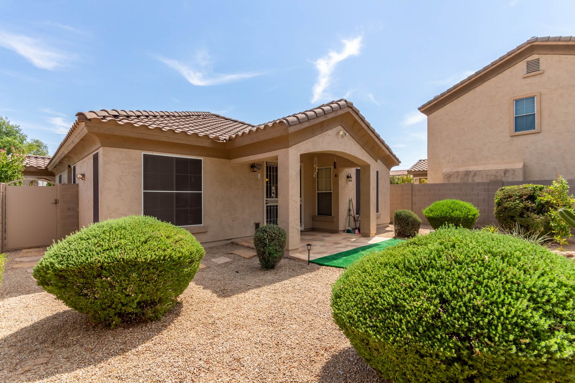 2074 E Hulet Pl, Chandler, AZ 85225