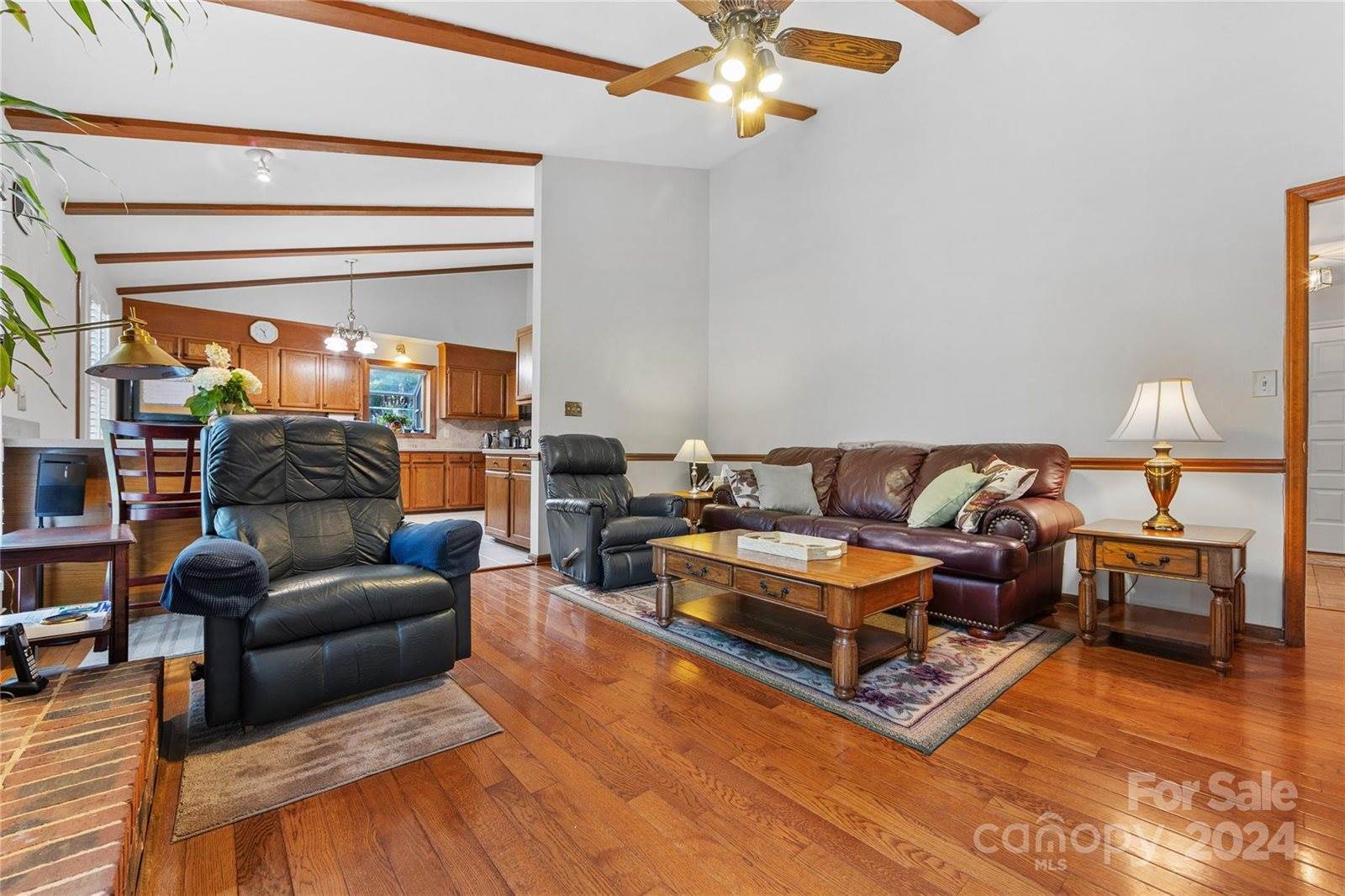 200 Wainsley Place, Matthews, NC 28105