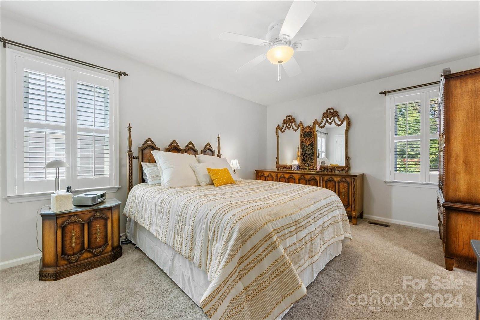 200 Wainsley Place, Matthews, NC 28105