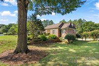 200 Wainsley Place, Matthews, NC 28105