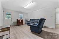 200 Wainsley Place, Matthews, NC 28105