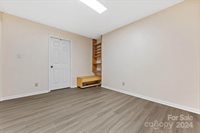 200 Wainsley Place, Matthews, NC 28105