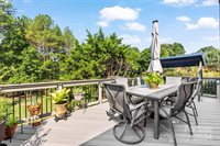 200 Wainsley Place, Matthews, NC 28105