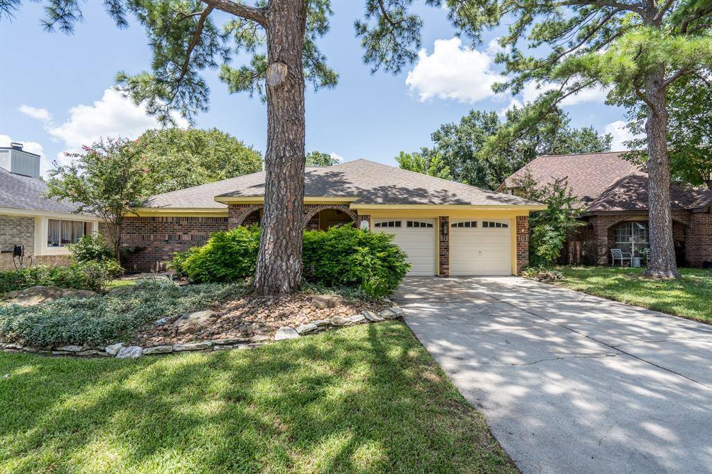 9406 Twilight Moon Drive, Houston, TX 77064