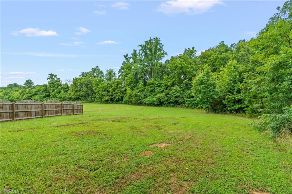 2921 Fuller Mill Road North, Thomasville, NC 27360