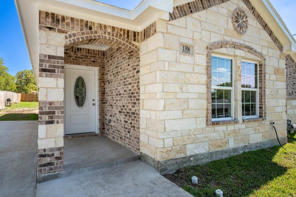 3311 Beauchamp Avenue, Dallas, TX 75216