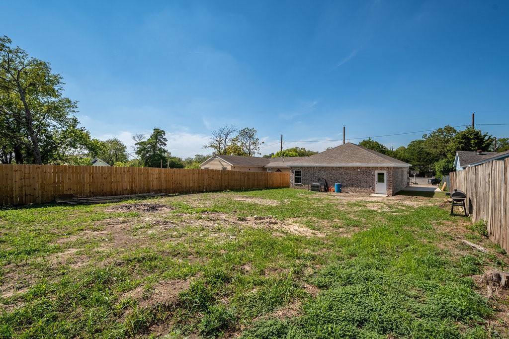 3311 Beauchamp Avenue, Dallas, TX 75216