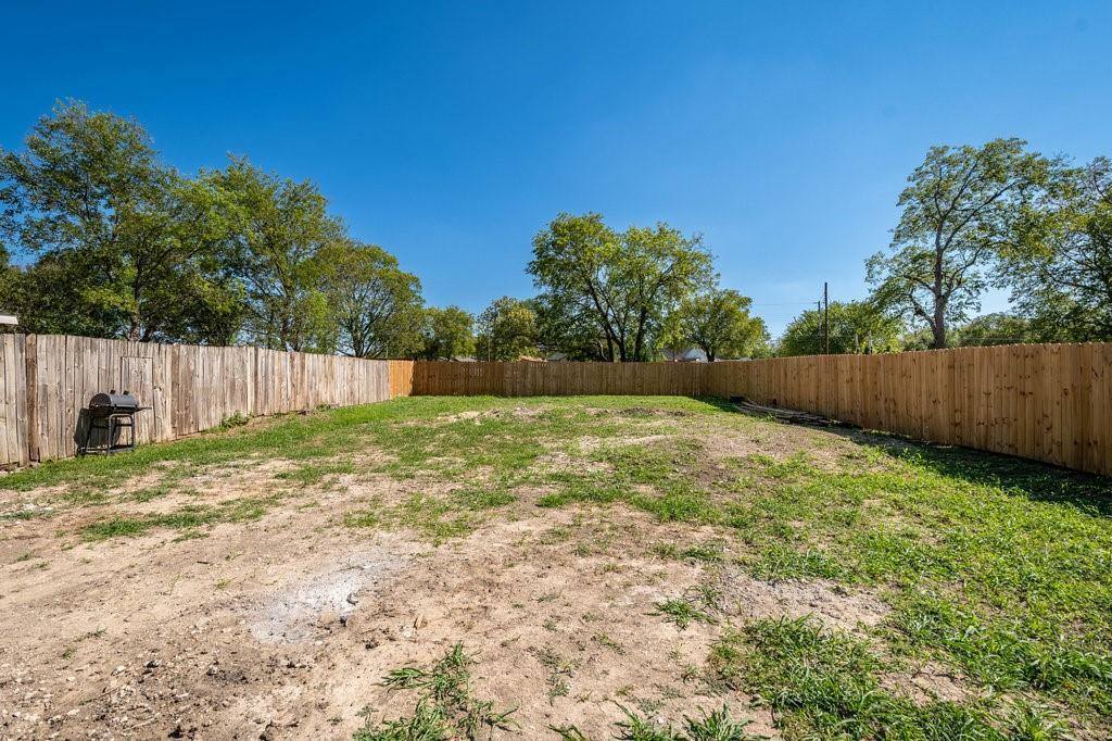 3311 Beauchamp Avenue, Dallas, TX 75216