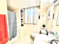 430 30th Ave Ct, Greeley, CO 80634