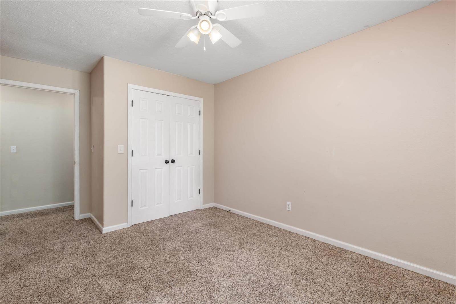 19555 Lenox Lane, Waynesville, MO 65583